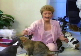 Rue McClanahan loves cats